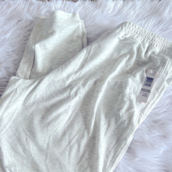 HUE French Plus Size Terry Knit Cuffed Lounge Pant color whitesand heather 1X - Picture 4 of 7